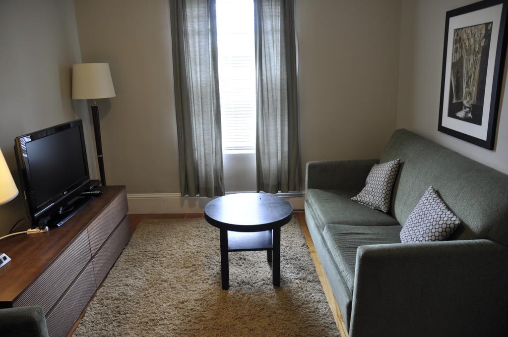 Moncton Suites - Apartments Across Georges Dumont Luaran gambar