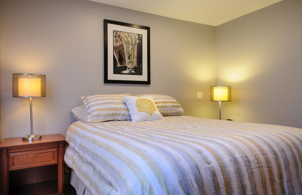 Moncton Suites - Apartments Across Georges Dumont Luaran gambar