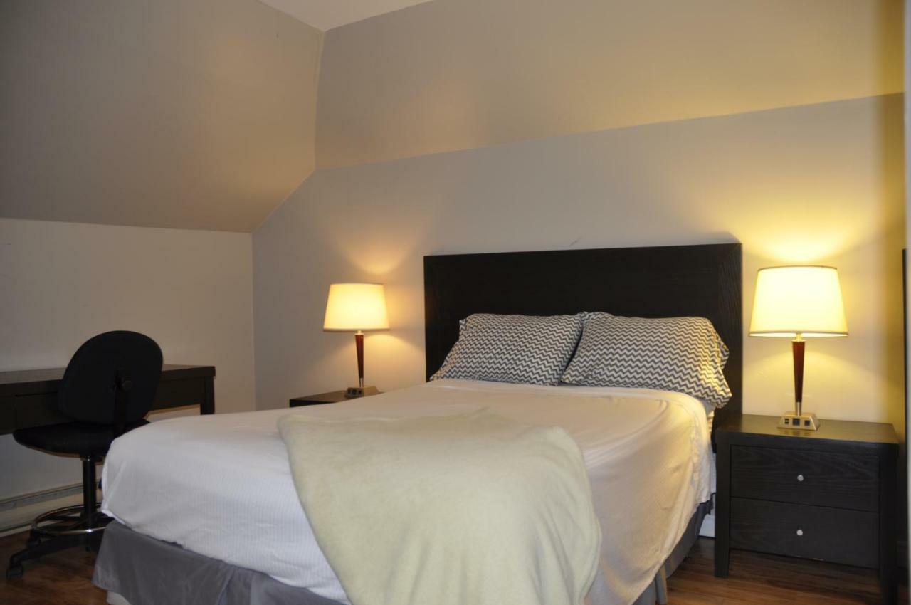 Moncton Suites - Apartments Across Georges Dumont Luaran gambar