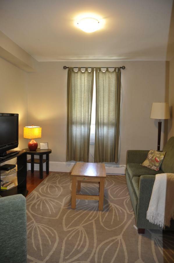 Moncton Suites - Apartments Across Georges Dumont Luaran gambar