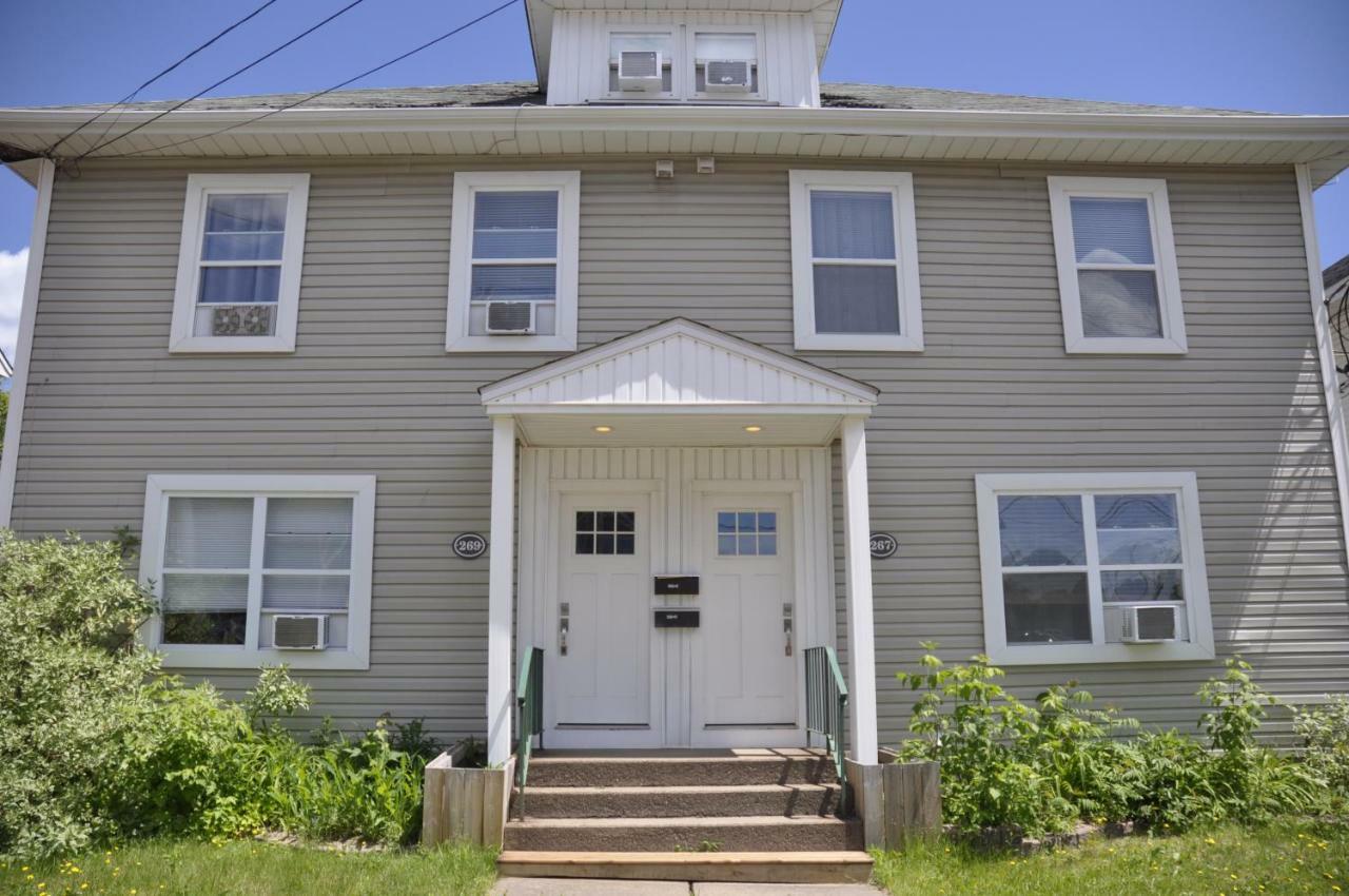 Moncton Suites - Apartments Across Georges Dumont Luaran gambar